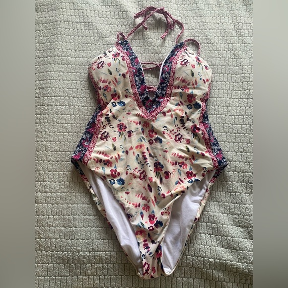 Lucky Brand one piece bathing suit - Picture 8 of 13